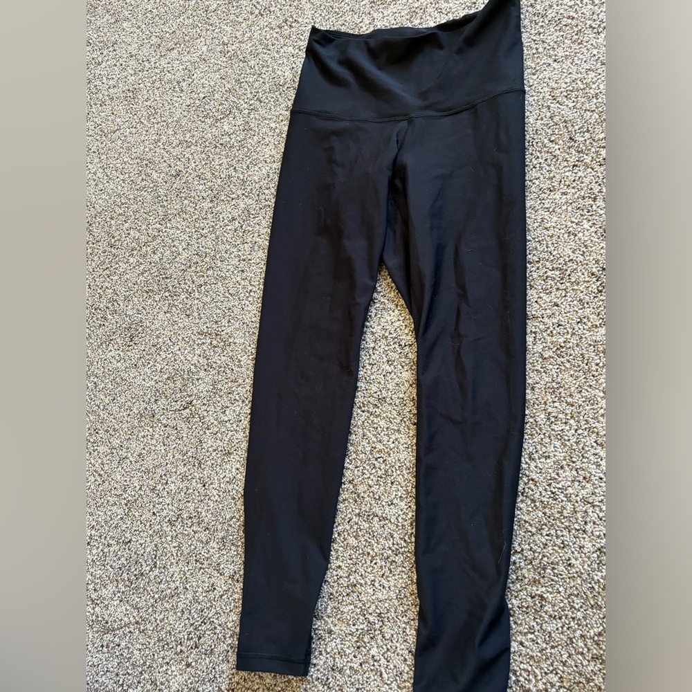 Old navy extra high rise power soft leggings with back pocket